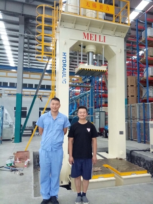 200Tons Small Servo Press 2000KN 400KN 25Mpa CE ISO9001 MEILI