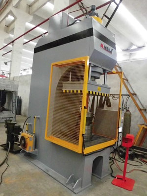 TPC High Speed Hydraulic Press 200Ton Hydraulic Metal Stamping Press